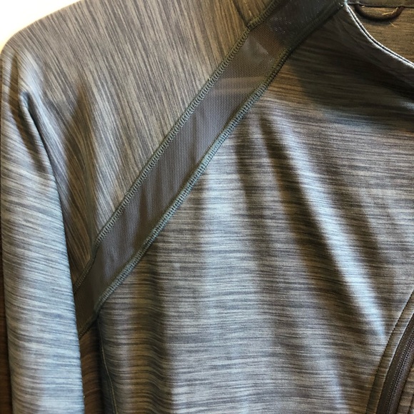 Athletic jacket - Picture 2 of 4